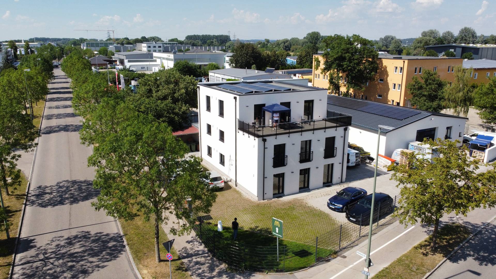 Geschäftsgebäude